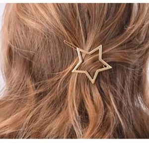 2pcs. Gold star shaped hair clip